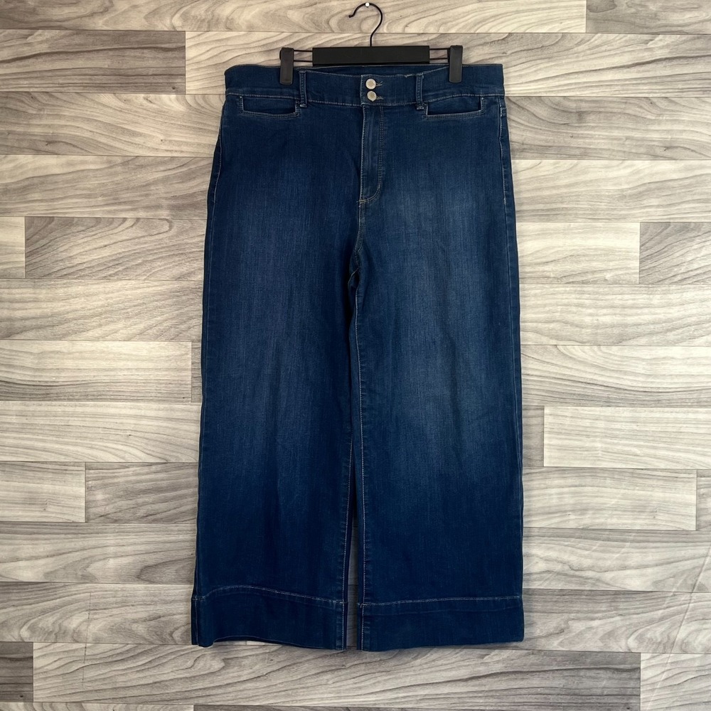 Classic Blue Wide-Leg Crop Jeans
